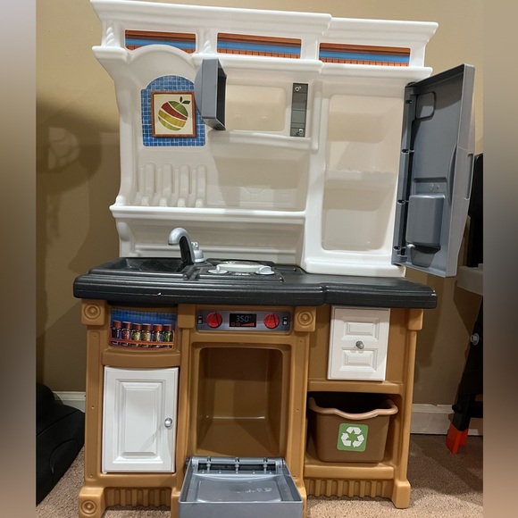 Kids boy or girl play kitchen - Picture 1 of 2